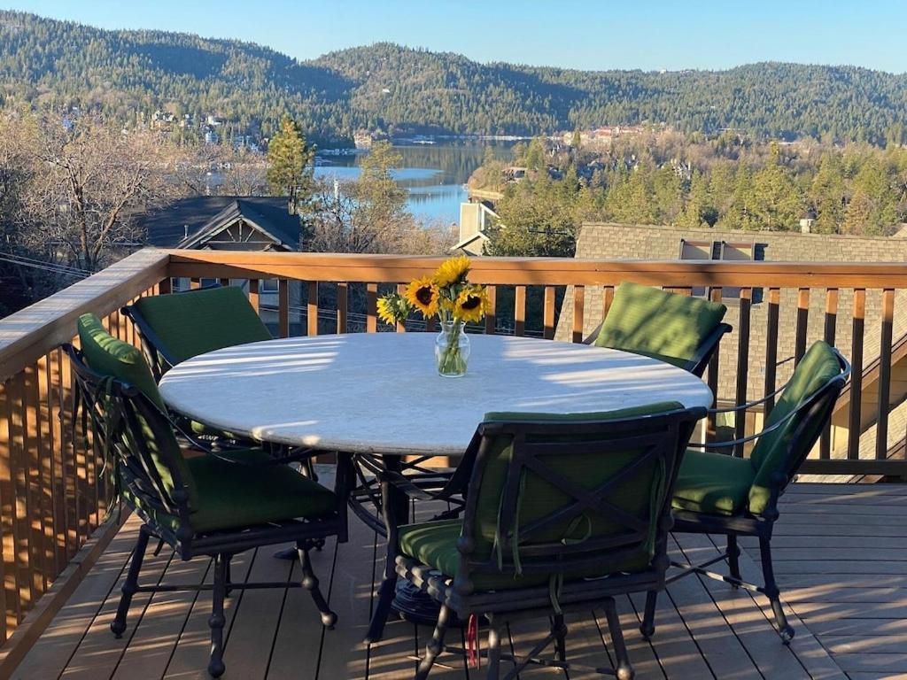 Modern 6 Bedroom Retreat, Stunning Lake Views, Close To Village! レイク・アローヘッド エクステリア 写真